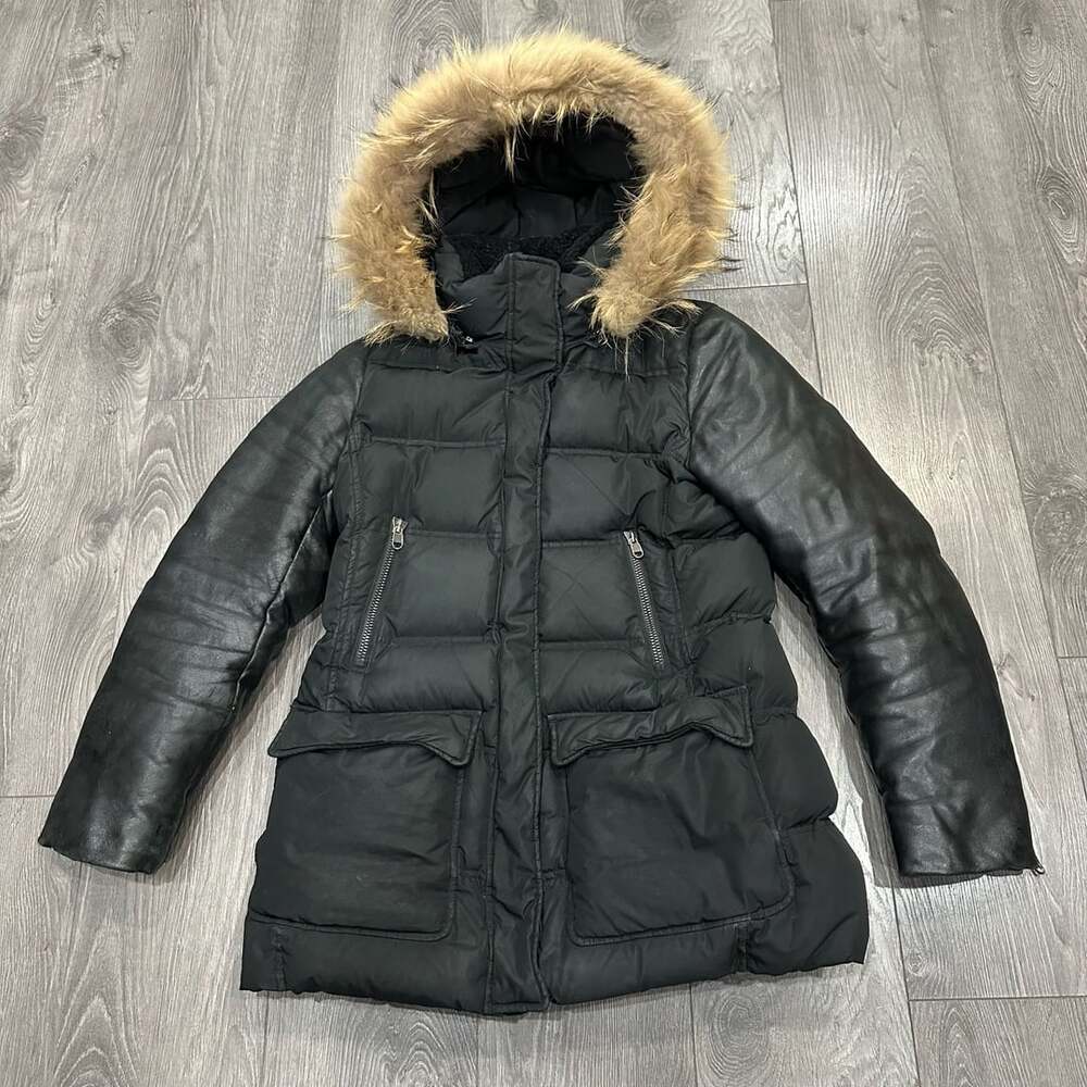 Mackage Women’s Black Down Parka Jacket Leather Sleeves Fur Hood Size L